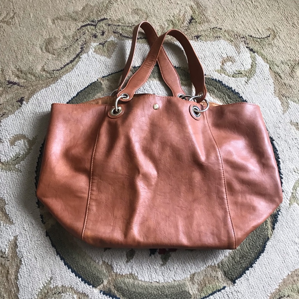 Leather handbag
